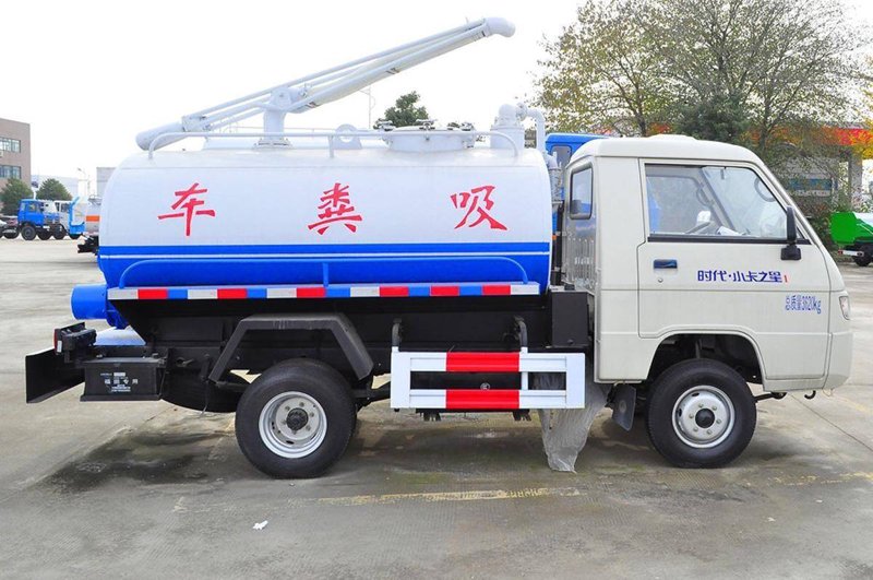 环卫车辆：让城市呼吸更顺畅